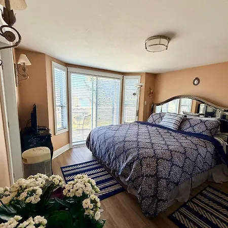 Ocean Breeze Executive Bed And Breakfast-3